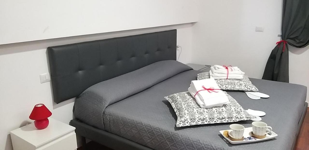 Suite Duomo Naples Exterior photo